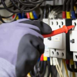 Factores que afectan la vida útil de los equipos eléctricos